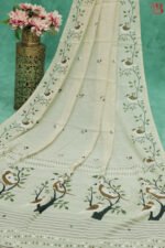Elegant Linen Saree with Nature-Inspired Motifs - Image 2