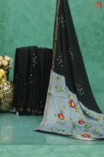 Elegant Bandhani & Floral Print Saree