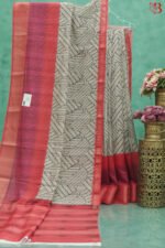 Elegant Geometric Print Silk Blend Saree - Image 2